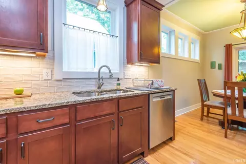 Kitchen - 1021 E Maxwell Ln, Bloomington, IN 47401 photo 2 of 4