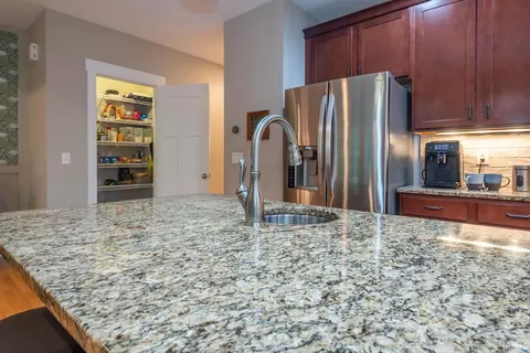 Kitchen - 1021 E Maxwell Ln, Bloomington, IN 47401 photo 3 of 4
