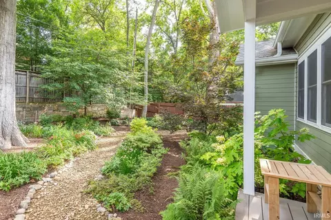 Exterior - 1021 E Maxwell Ln, Bloomington, IN 47401 photo 16 of 18