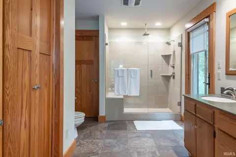 Bath - 5430 E James Rd, Bloomington, IN 47408 photo 2 of 7