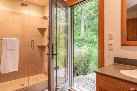 Bath - 5430 E James Rd, Bloomington, IN 47408 photo 3 of 7