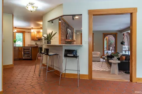 Entry Way - 5430 E James Rd, Bloomington, IN 47408 photo 8 of 10