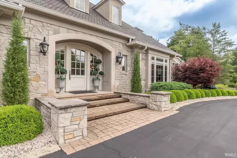 Exterior - 3593 E Saddlebrook Ln, Bloomington, IN 47401 photo 2 of 10