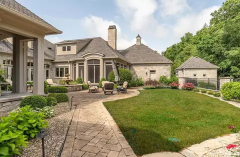 Exterior - 3593 E Saddlebrook Ln, Bloomington, IN 47401 photo 6 of 10