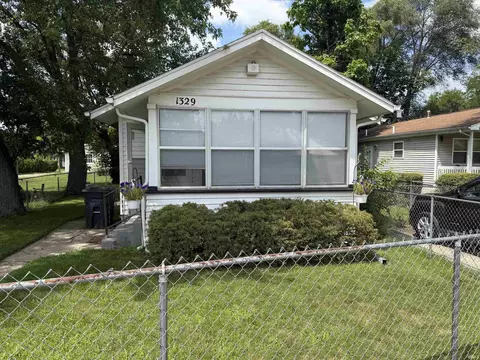 1329 Sorin St, South Bend, IN 46617