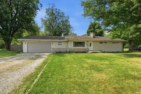 3462 Auer Dr, Fort Wayne, IN 46835