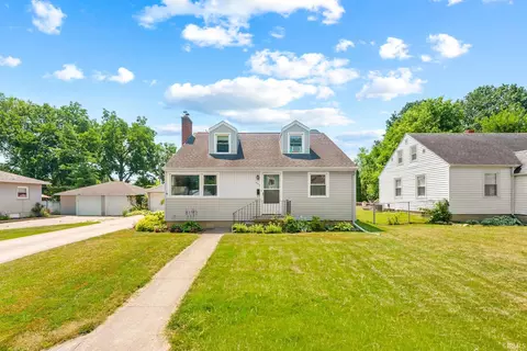 607 E 5th St, North Manchester, IN 46962