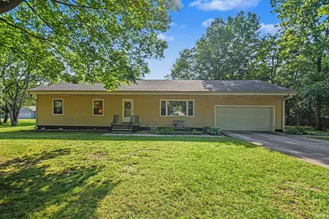 55818 Merle Ave, Elkhart, IN 46514