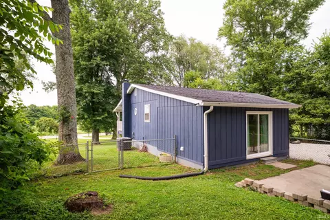 Exterior - 8106 Us Highway 50 W, Mitchell, IN 47446 photo 6 of 18