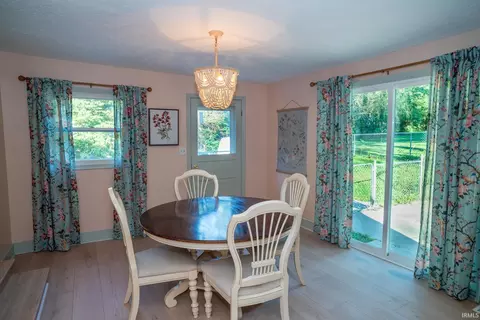 Dining - 8106 Us Highway 50 W, Mitchell, IN 47446 photo 1 of 1