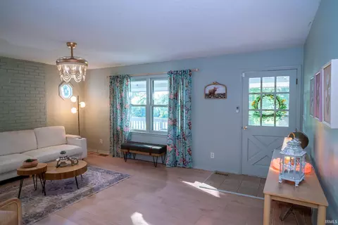Entry Way - 8106 Us Highway 50 W, Mitchell, IN 47446 photo 1 of 2