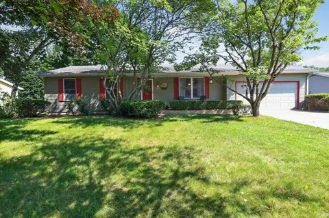 22125 Hanover Dr, Bristol, IN 46507