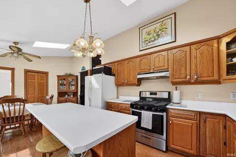 Kitchen - 11403 Indiana 10, Argos, IN 46501 photo 1 of 2
