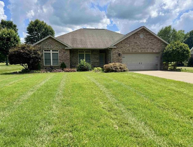 467 E Sleighbell Dr, Santa Claus, IN 47579