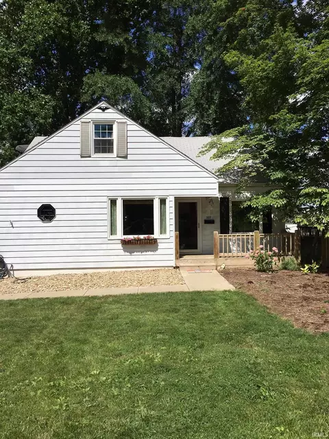 327 N Roosevelt St, Bloomington, IN 47408