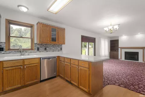 Living - 11425 Evergreen Blvd, Granger, IN 46530 photo 3 of 6