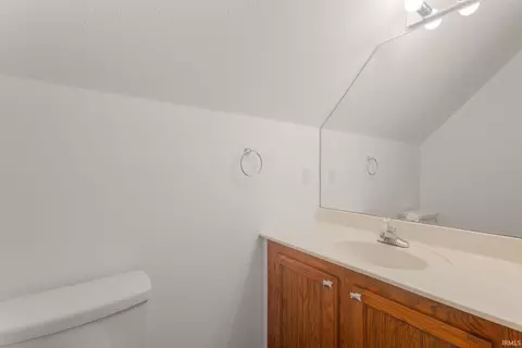 Bath - 11425 Evergreen Blvd, Granger, IN 46530 photo 2 of 4