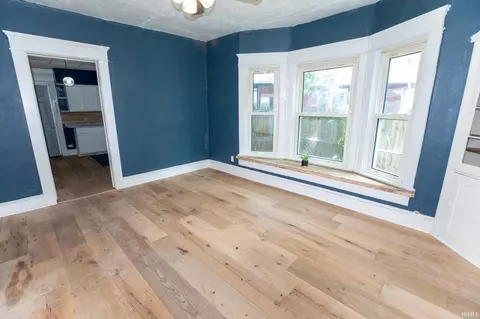Living - 380 E Main St, Wabash, IN 46992 photo 3 of 3