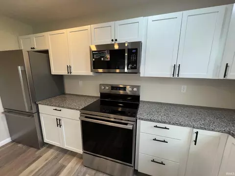 Kitchen - 292 294 Ross St, Mitchell, IN 47446 photo 5 of 5