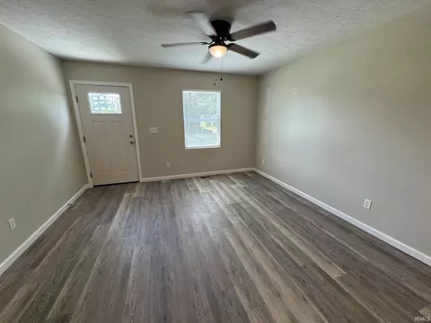 Living - 292 294 Ross St, Mitchell, IN 47446 photo 1 of 2
