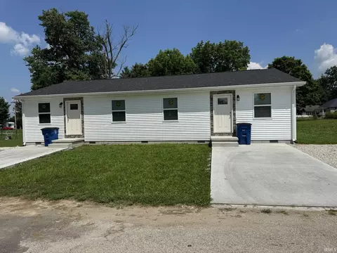 292 294 Ross St, Mitchell, IN 47446 photo 1