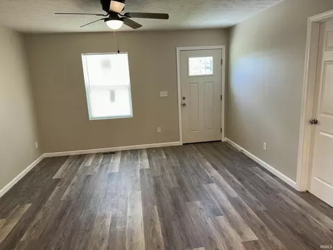 292 294 Ross St, Mitchell, IN 47446 photo 16