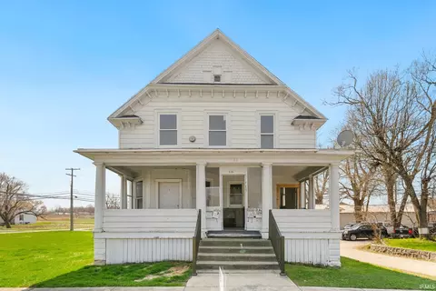 536 E Center St, Warsaw, IN 46580