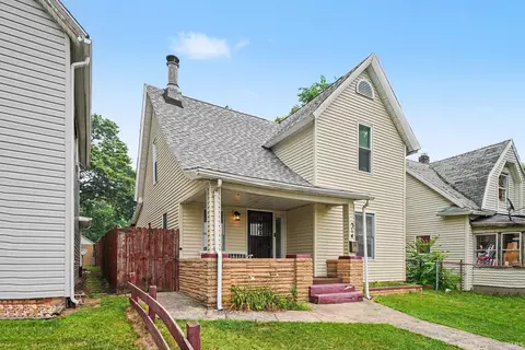 214 E Battell St, Mishawaka, IN 46545