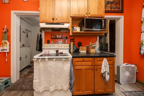 Kitchen - 500 E King St, Garrett, IN 46738 photo 3 of 3