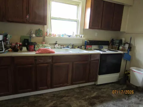Kitchen - 607 E Christy St, Marion, IN 46952 photo 2 of 2