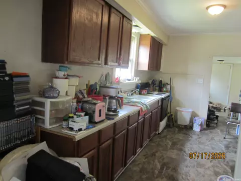 Kitchen - 607 E Christy St, Marion, IN 46952 photo 1 of 2
