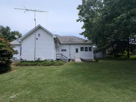 Exterior - 9 E Flora St, Washington, IN 47501 photo 5 of 12