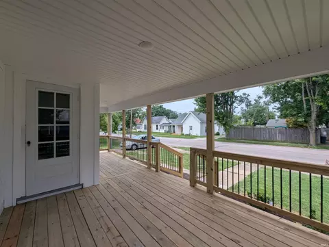 Exterior - 9 E Flora St, Washington, IN 47501 photo 3 of 12