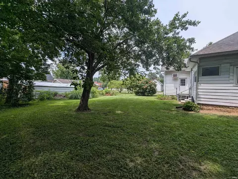 Exterior - 9 E Flora St, Washington, IN 47501 photo 11 of 12