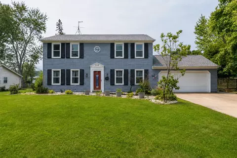 1100 Springhill Dr, Angola, IN 46703