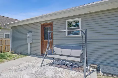 Exterior - 309 S Spring St, Odon, IN 47562 photo 4 of 9