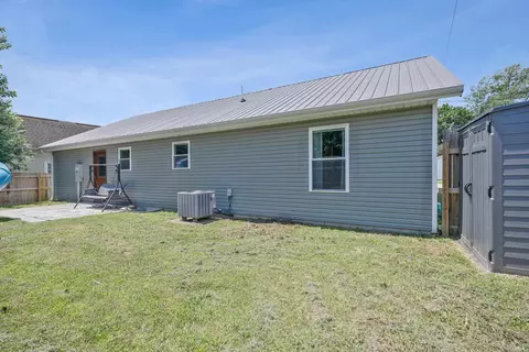 Exterior - 309 S Spring St, Odon, IN 47562 photo 5 of 9