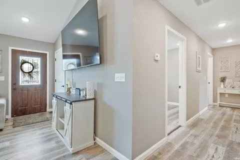 Entry Way - 309 S Spring St, Odon, IN 47562 photo 6 of 9