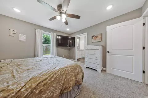 Bedroom - 309 S Spring St, Odon, IN 47562 photo 3 of 5