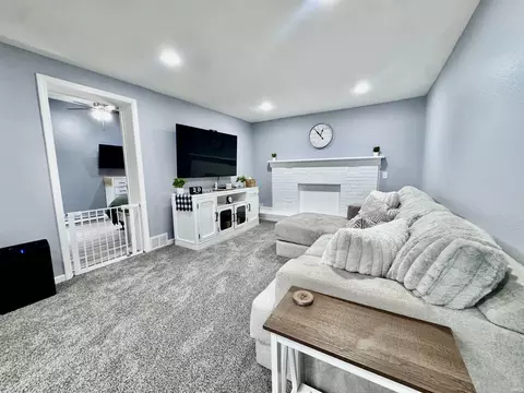 Living - 355 S Washington St, Waterloo, IN 46793 photo 1 of 2