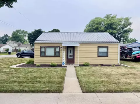 355 S Washington St, Waterloo, IN 46793