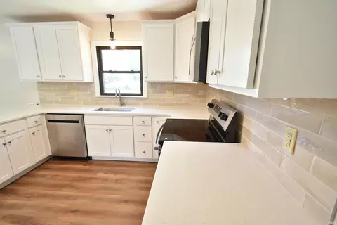 Kitchen - 201 E Maple St, Fowler, IN 47944 photo 3 of 5