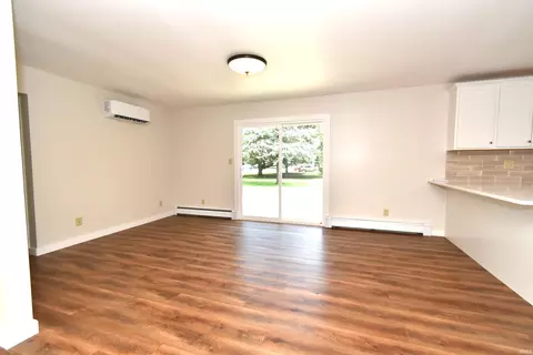 Living - 201 E Maple St, Fowler, IN 47944 photo 2 of 10
