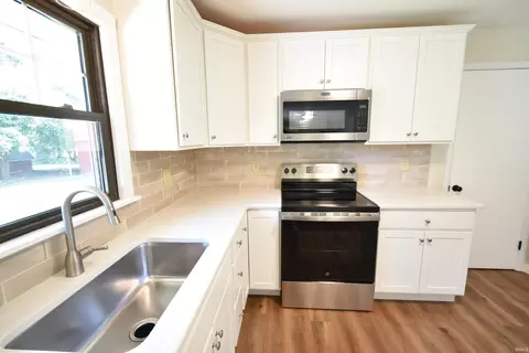 Kitchen - 201 E Maple St, Fowler, IN 47944 photo 4 of 5