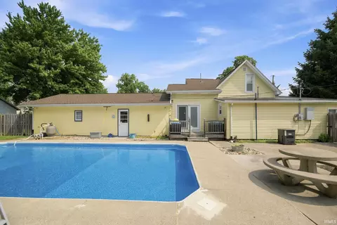 Exterior - 68 W 150 S, Bringhurst, IN 46913 photo 4 of 6