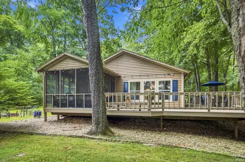 12301 W Grantham Ln, Monticello, IN 47960