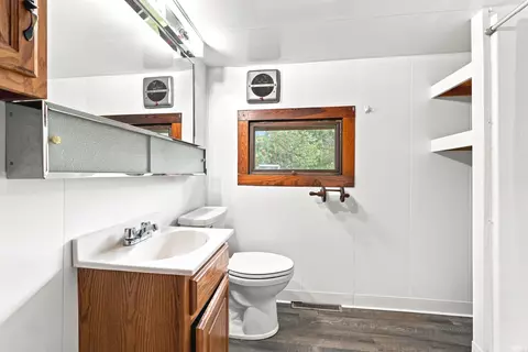 Bath - 1829 S 445 E, Lagrange, IN 46761 photo 1 of 2