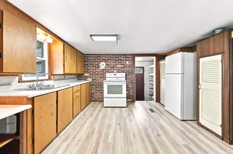 Kitchen - 1829 S 445 E, Lagrange, IN 46761 photo 1 of 2