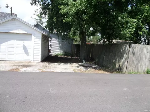 Exterior - 111 S Main St, Sweetser, IN 46987 photo 3 of 4