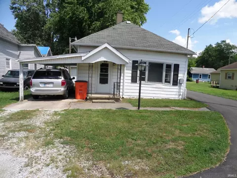 111 S Main St, Sweetser, IN 46987